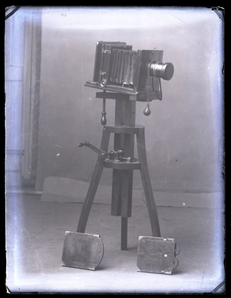 Image of a studio camera from the Bagshaw Collection