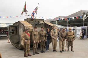 Veterans photographed with Frank the Tank