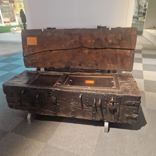 Lunchtime Spotlight: Medieval Chest